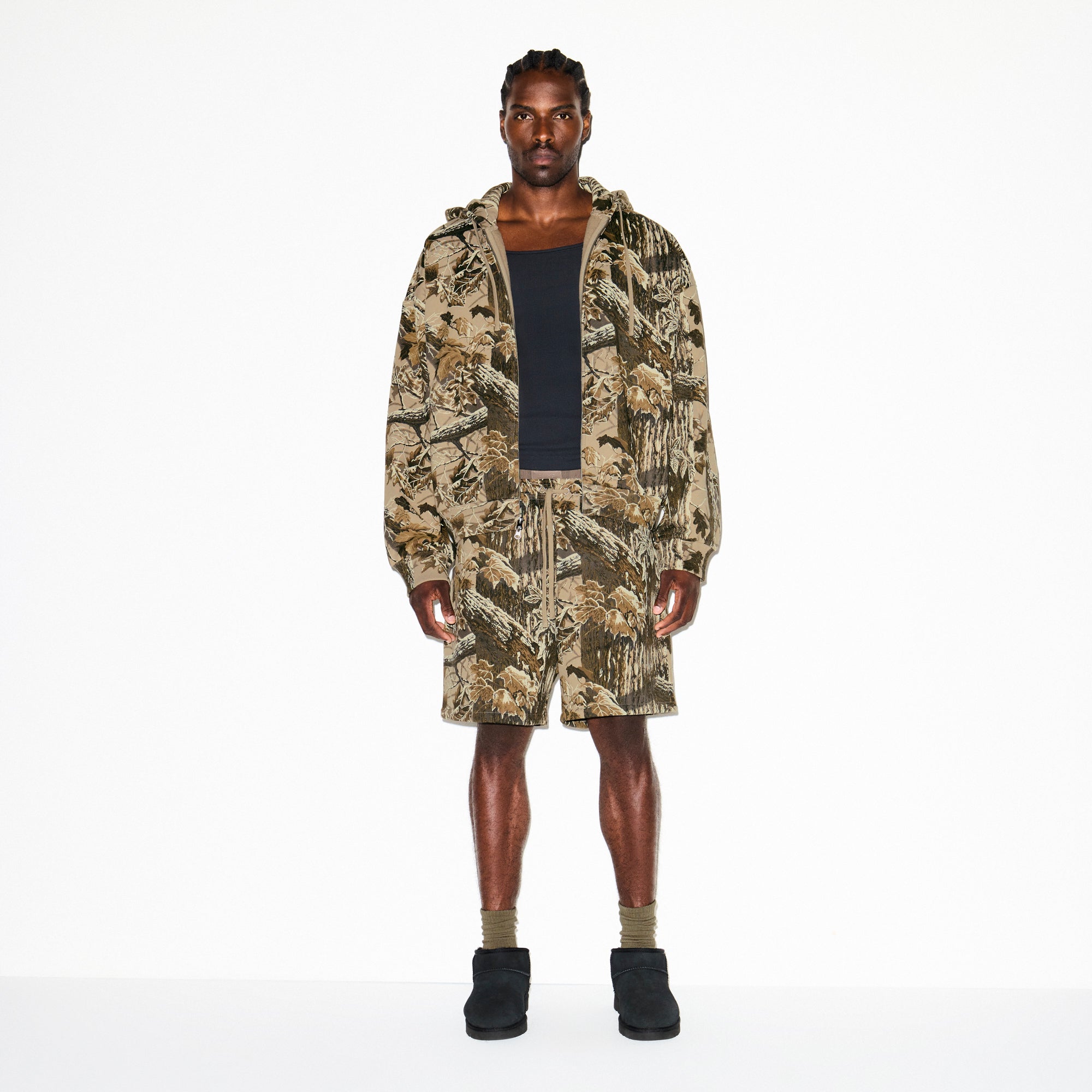 Mens Realtree Relaxed Short