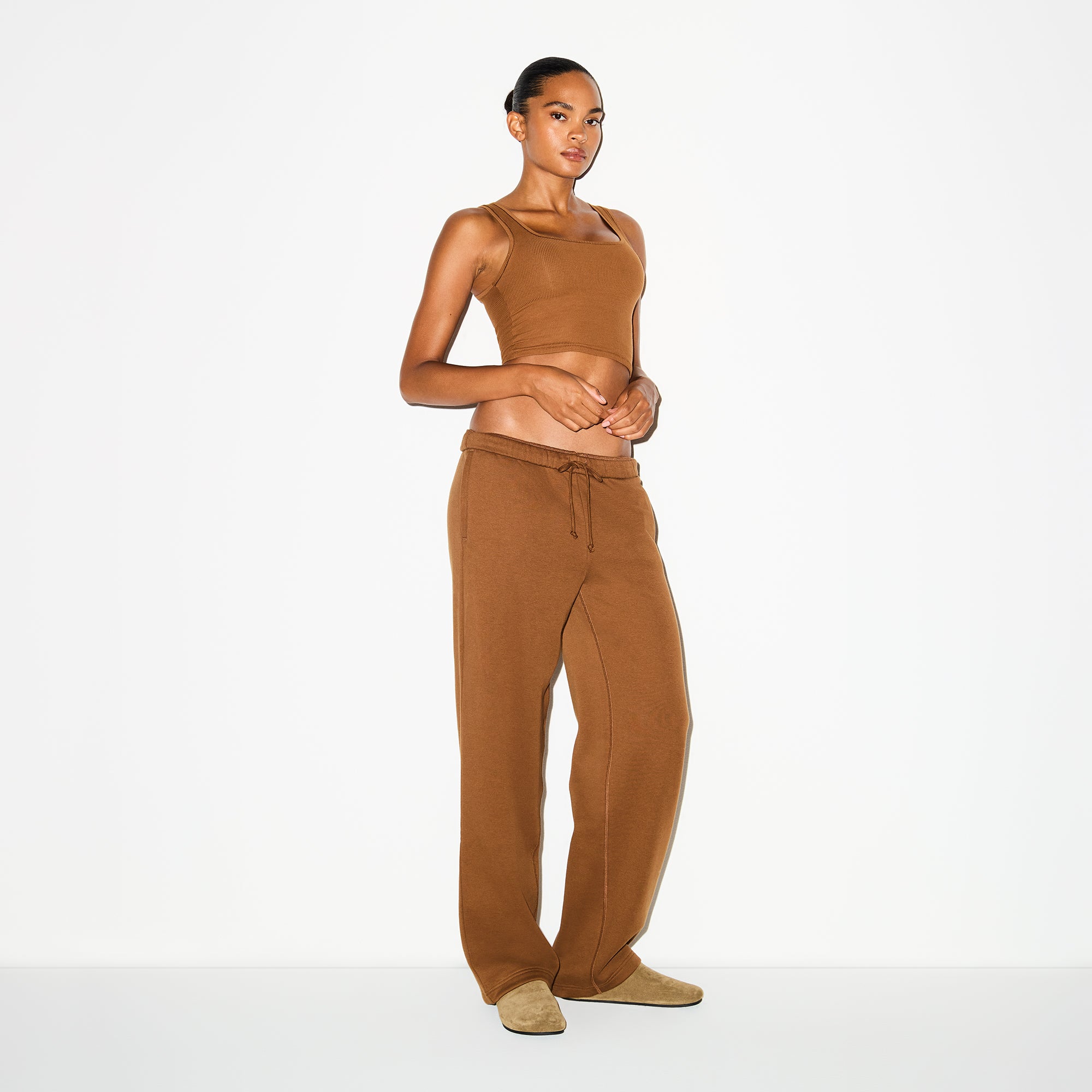 Classic Straight Leg Pant